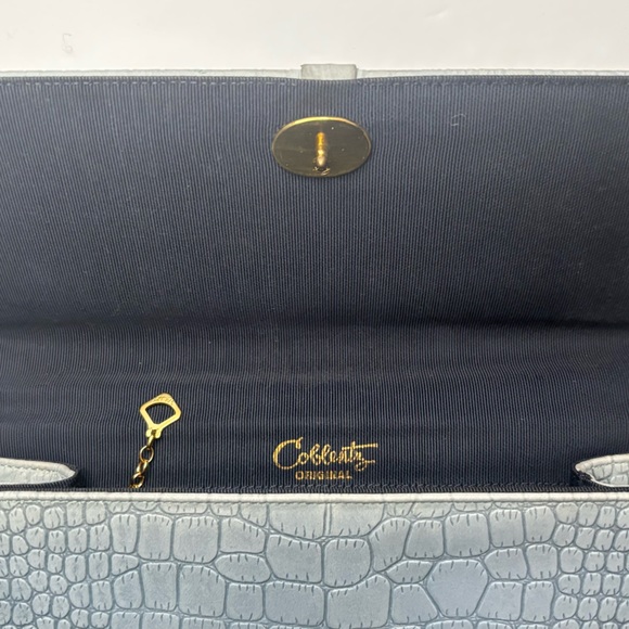 Chic Gray Crocodile-Embossed Shoulder Bag - Picture 2 of 5